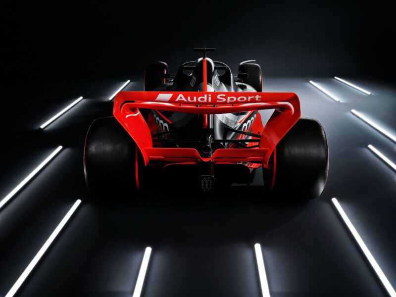 10118 ShowcarwithAudiF1launchlivery