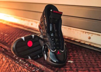AJ14 Mustang