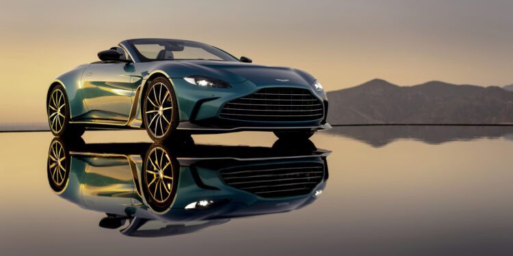 V12 Vantage Roadster 01