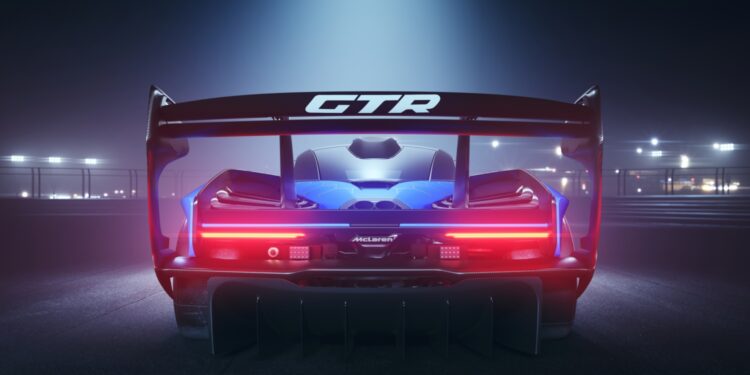 Small 11751 McLarenSennaGTR