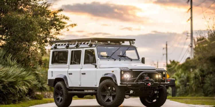 1988 land rover defender 110 249995 278636759