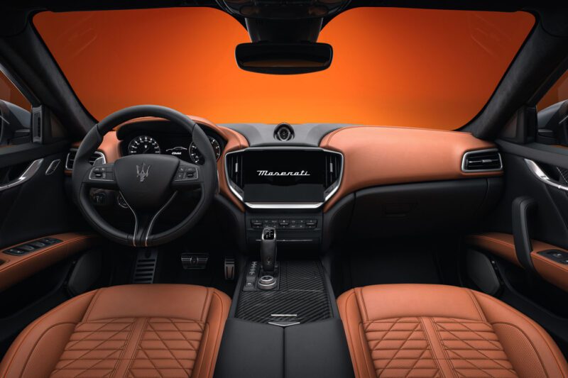 20141 MaseratiGhibli FTributoSpecialEdition