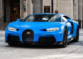 Bugatti Chiron Delivery Main