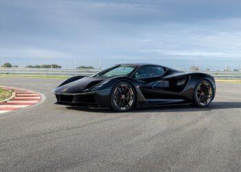 LOT 0653 Fittipaldi Evija