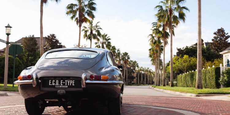 ecd jaguar e type coupe 3