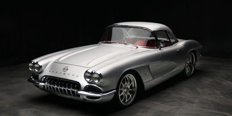 1962 Corvette Silver Restomod 3