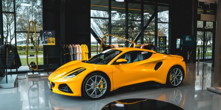 Lotus Emira V6 First Edition 3