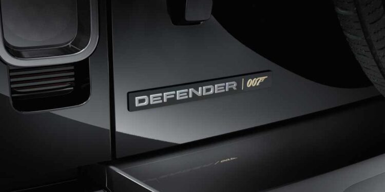 defender 007