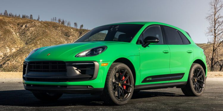 2022 macan gts 1
