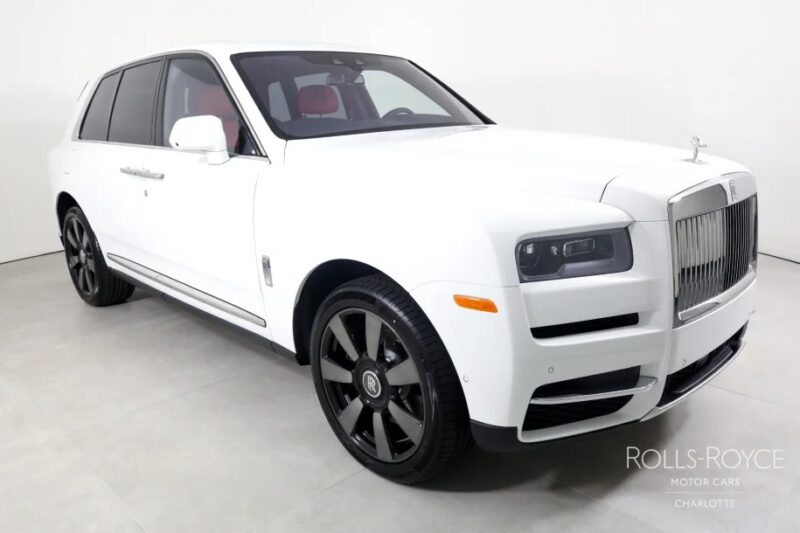 2023 rolls royce cullinan 471200