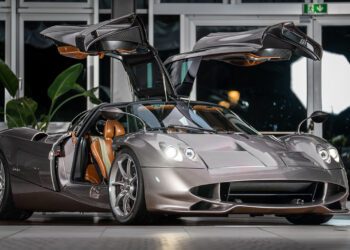 Pagani Codalunga Main