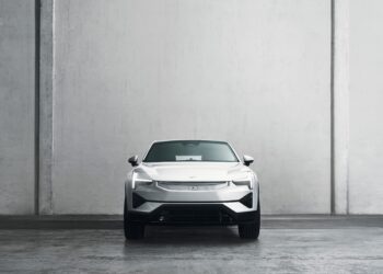 660423 20221012 Polestar 3