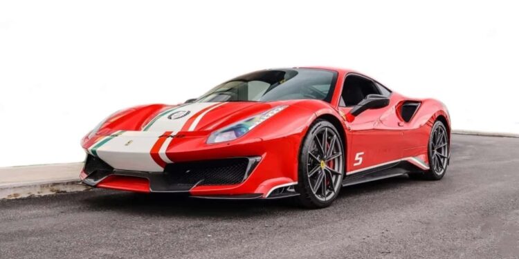 2020 ferrari 488 pista piloti.jpg
