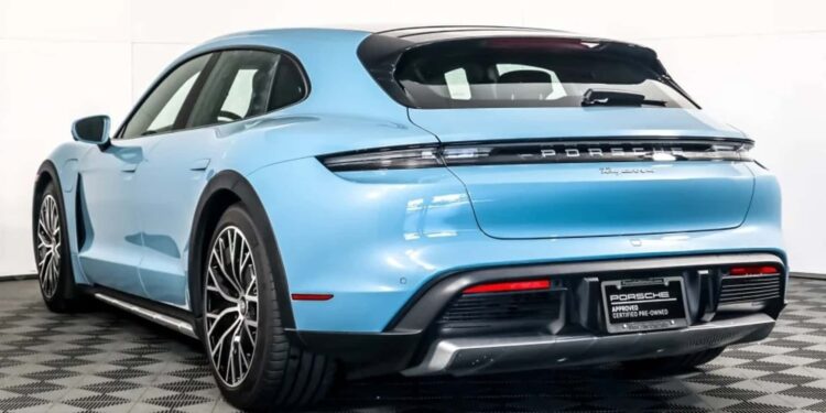 2022 porsche taycan 98881 137102.jpg