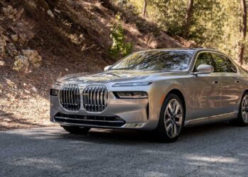2023 bmw i7 xdrive60.jpg