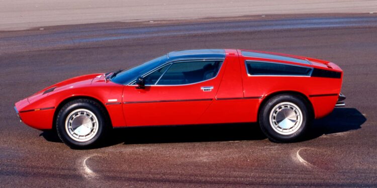 22312 maseratibora.jpg