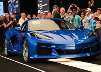first ever corvette e ray auction.jpg