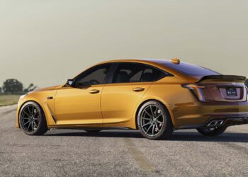 hennessey h1000 ct5 v blackwing 1.jpg