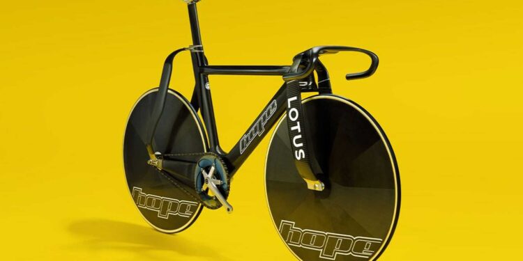 hope bike.jpg