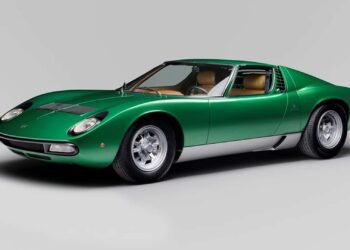 lamborghini miura exterior.jpg