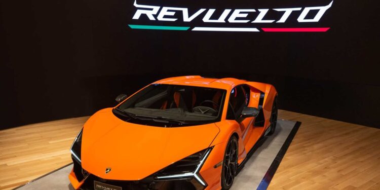 lamborghini revuelto nyc.jpg
