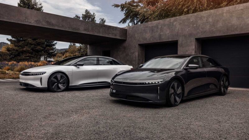 lucid air with stealth appearance6
