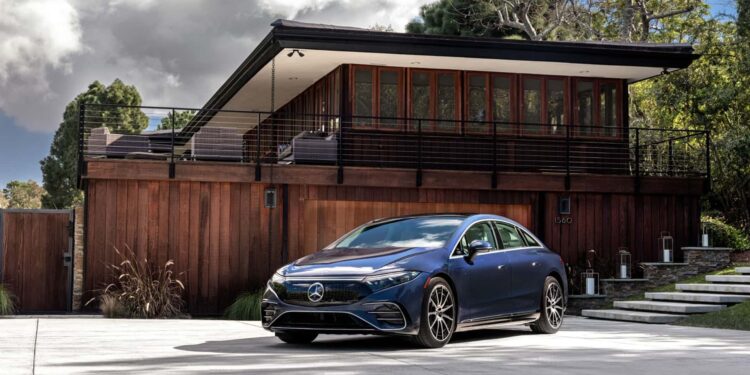 mercedes benz eqs city edition.jpg