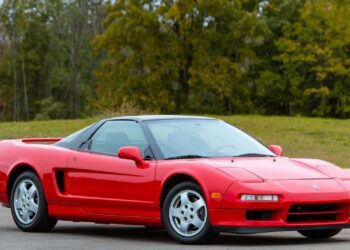 nsx front.jpg