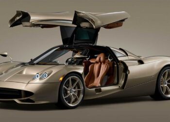 pagani huayra.jpg