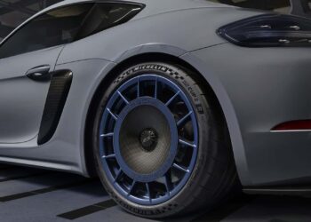 porsche 718 cayman gt4 rs manthey performance kit.jpg