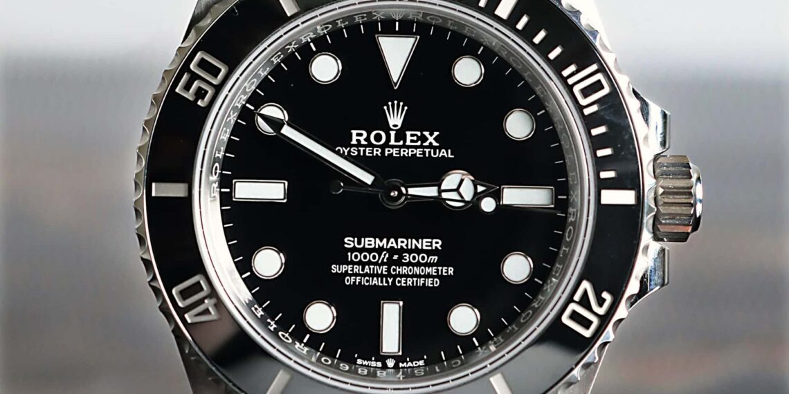 rolex submarine no date.jpg