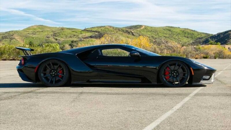 2020 ford gt in carbon black (12)
