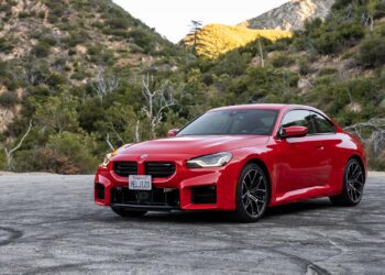 2023 bmw m2.jpg