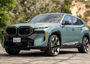 2023 bmw xm.jpg