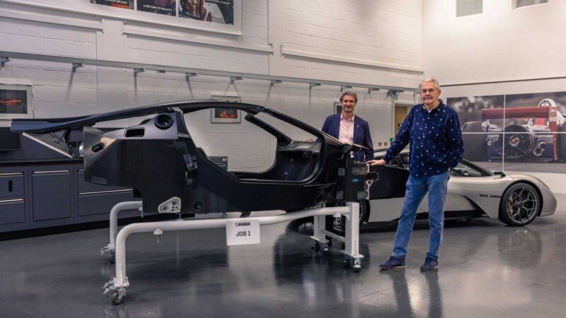 gordon murray signs first t.50 customer car chassis8