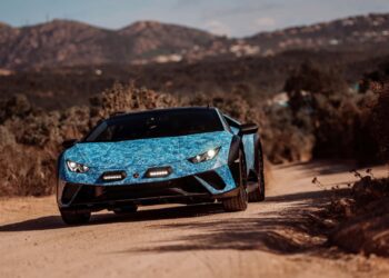 huracan sterrato opera unica.jpg