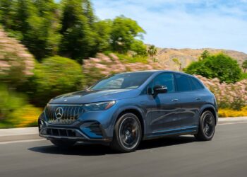 mercedes amg eqe suv.jpg