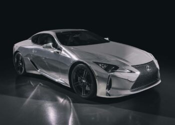 renaissance world tour x lexus.jpg