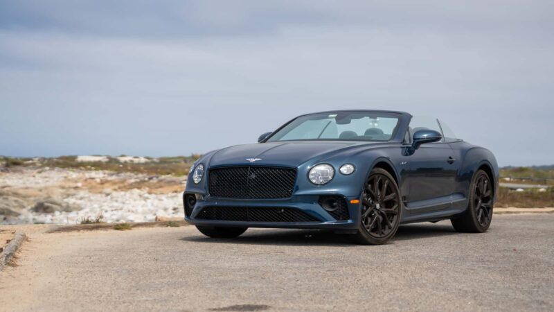 Luxury Car Bentley Releases New Model With a Built In Office - BNL