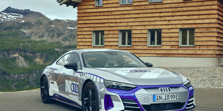 Audi RS e tron GT ice race edition