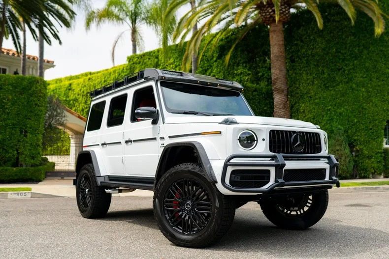 2023 mercedes benz g63 amg 4x4 (2)