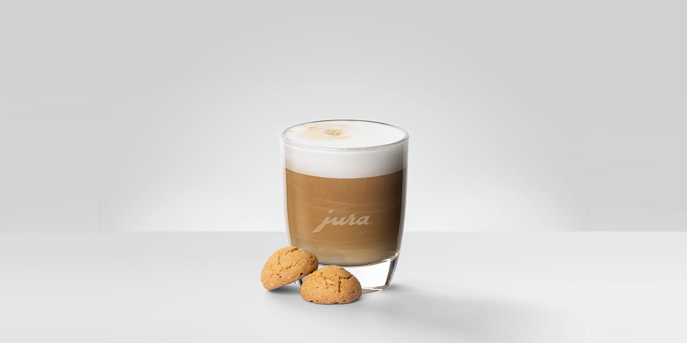 JURA J8SweetFoam sweet amaretto latte
