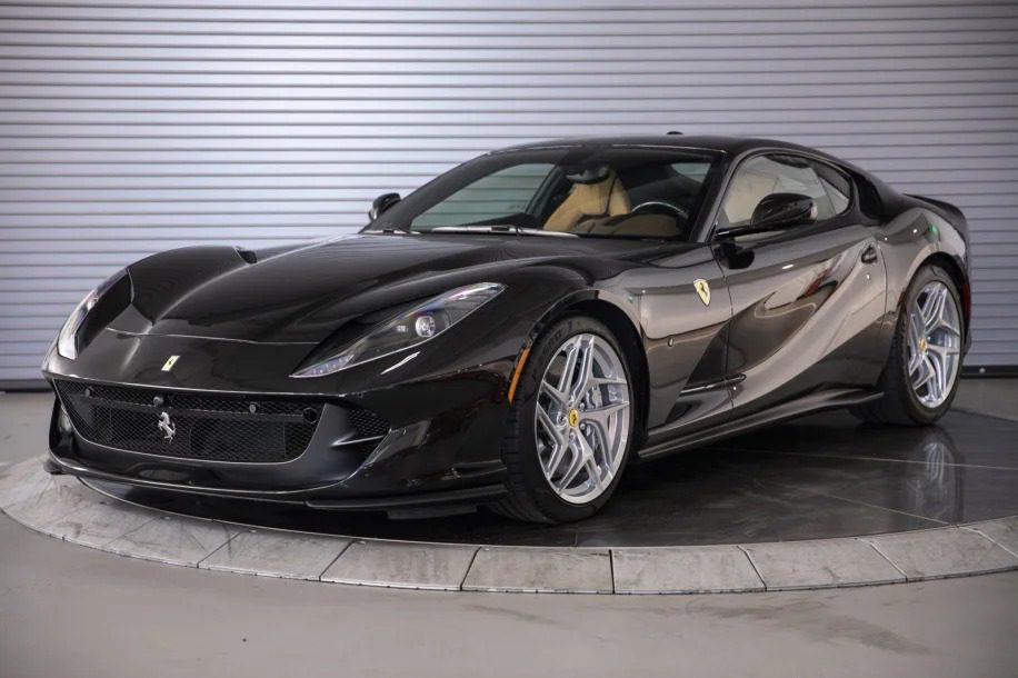 2018 ferrari 812 superfast 3595