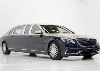 2021 mercedes benz maybach pull