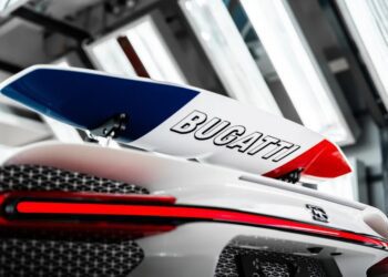 2024 bugatti chiron 4899000 2090