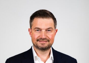 6751A611 467B 4004 91B1 D1D167619047