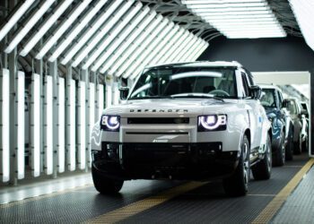 Land Rover Defender V8 Bond Edition Inspired by 'No Time To Die