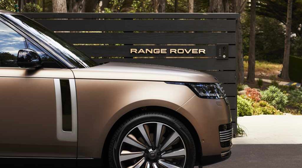 2022 Range Rover SV Carmel Edition 9