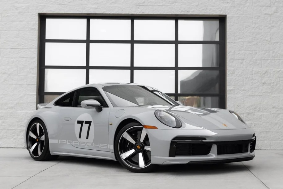 2023 porsche 911 sport classic (5)
