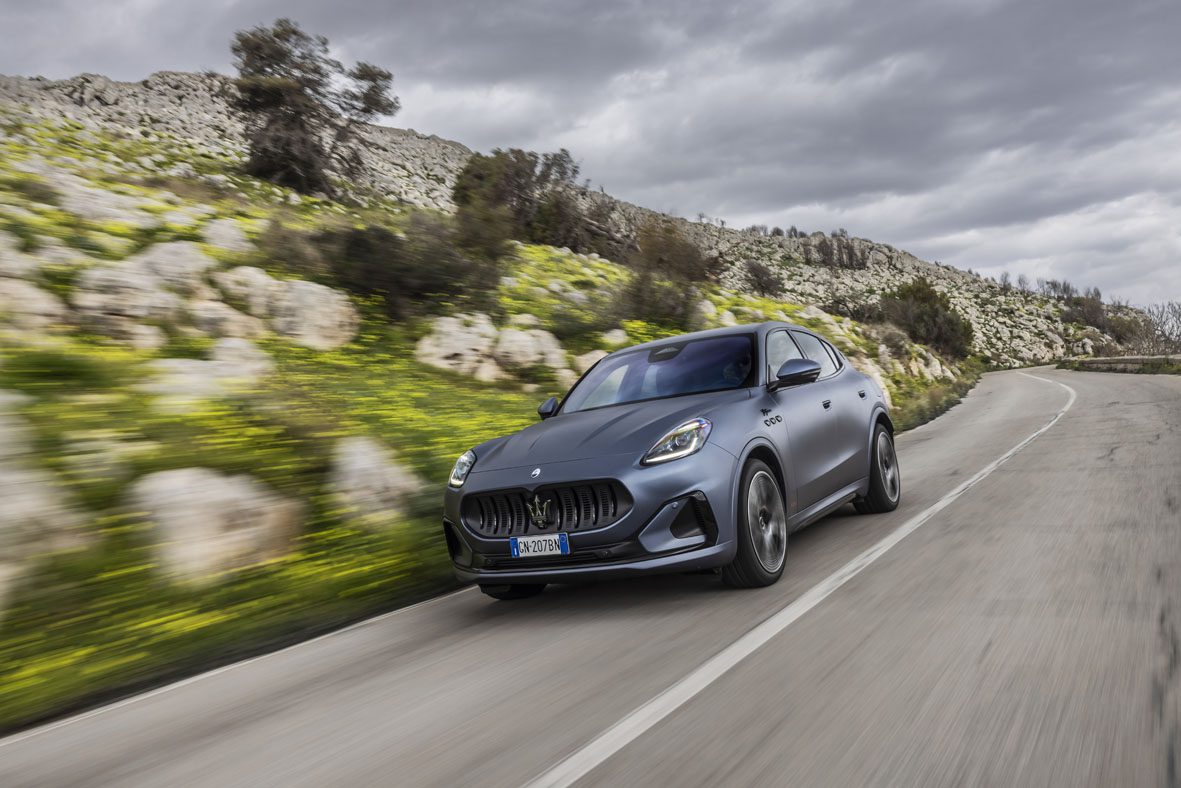 Maserati Grecale Folgore Blu Graphite Texturized (16)